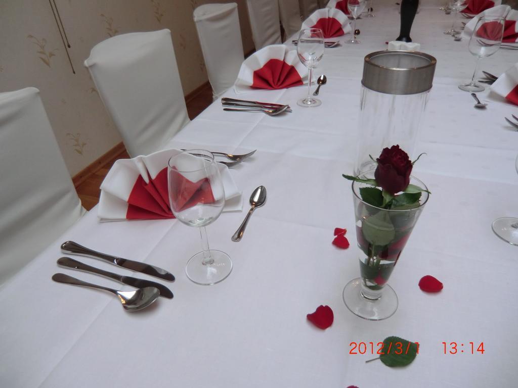 Hotel Restaurant Jonkhans 레스 외부 사진